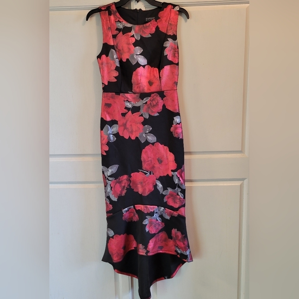 Enfocus Studios Black Silver Red Rose Print Fitted High Low Midi Dress